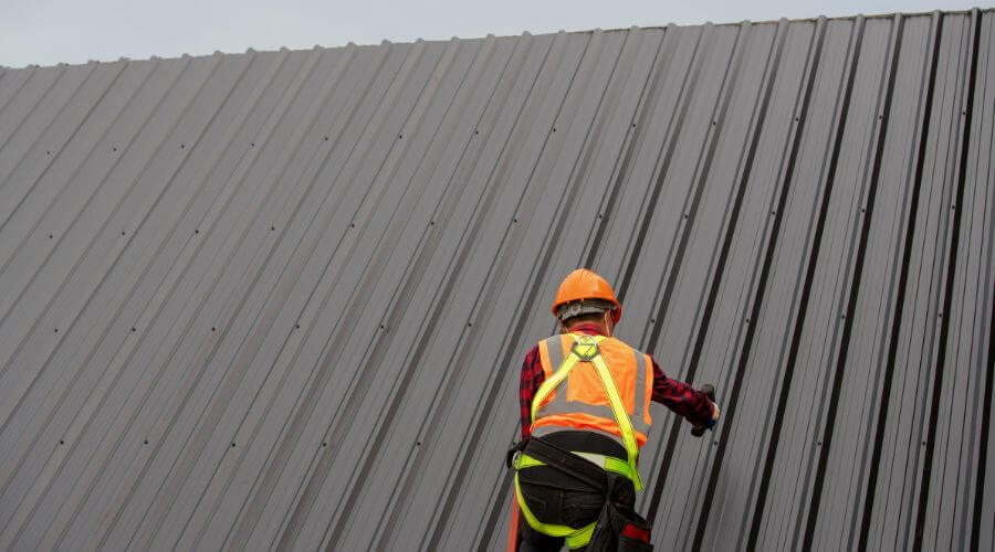 Professional metal roof installation services in Baldwin, IL